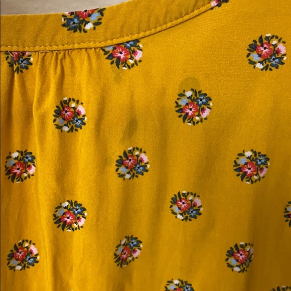 Old Navy Yellow Floral Dress - Picture 6 of 7